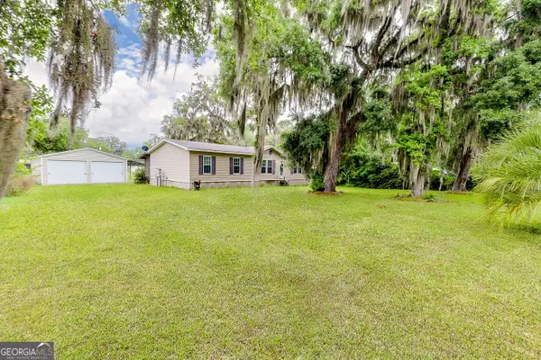1110 New Shellman Road Ne, Townsend, GA 31331