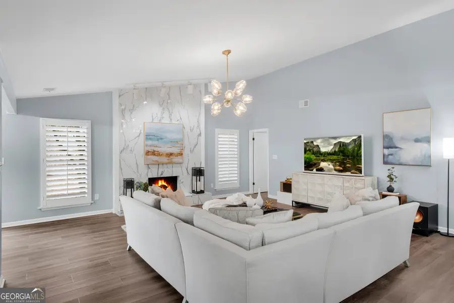 860 Waterbrook Court, Roswell, GA 30076 - #2