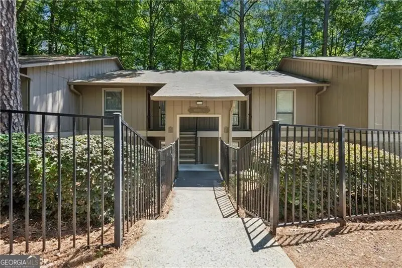 8740 Roswell Road #4A, Atlanta, GA 30350 - #3