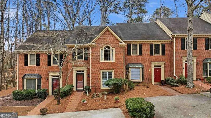 137 Weatherburne Drive, Roswell, GA 30076 - #1