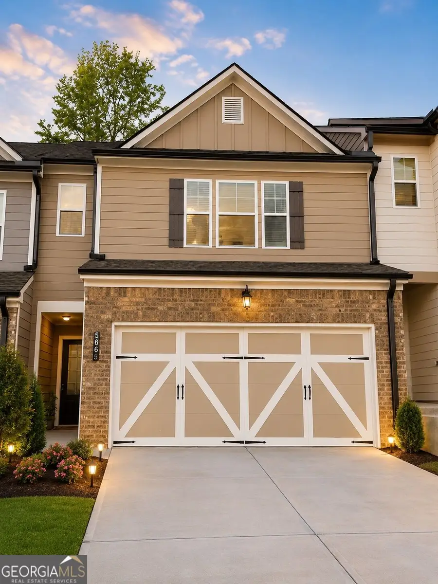 5665 Overview Drive, Flowery Branch, GA 30542 - #2