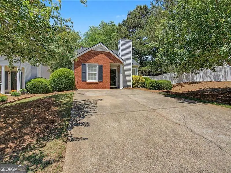 1075 Daventry Crossing, Woodstock, GA 30188 - #1