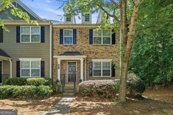 726 Breeze Lane, Woodstock, GA 30188