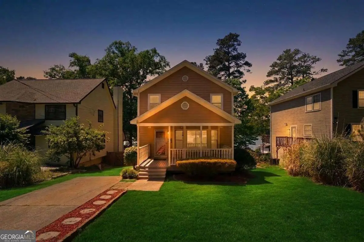 8712 Lake Drive, Snellville, GA 30039 - #1