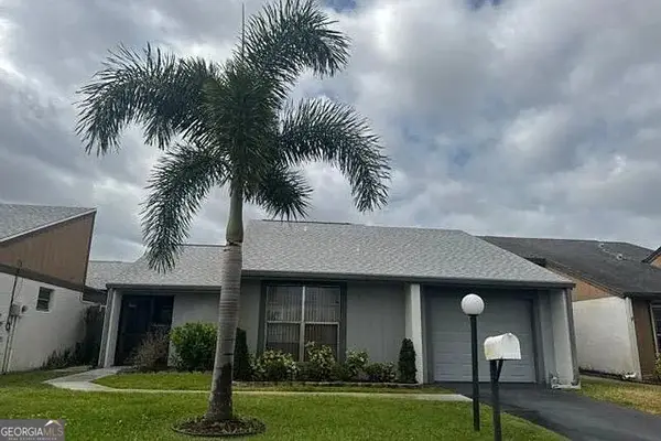 9801 Maplecrest Circle, Lehigh Acres, FL 33936