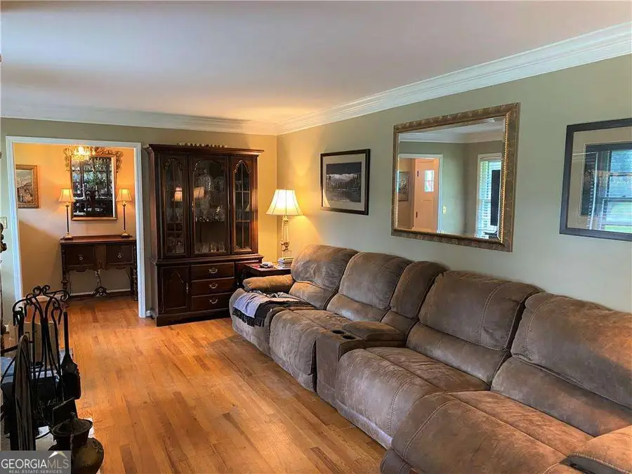 3727 Rainbow Circle, Snellville, GA 30039 - #2