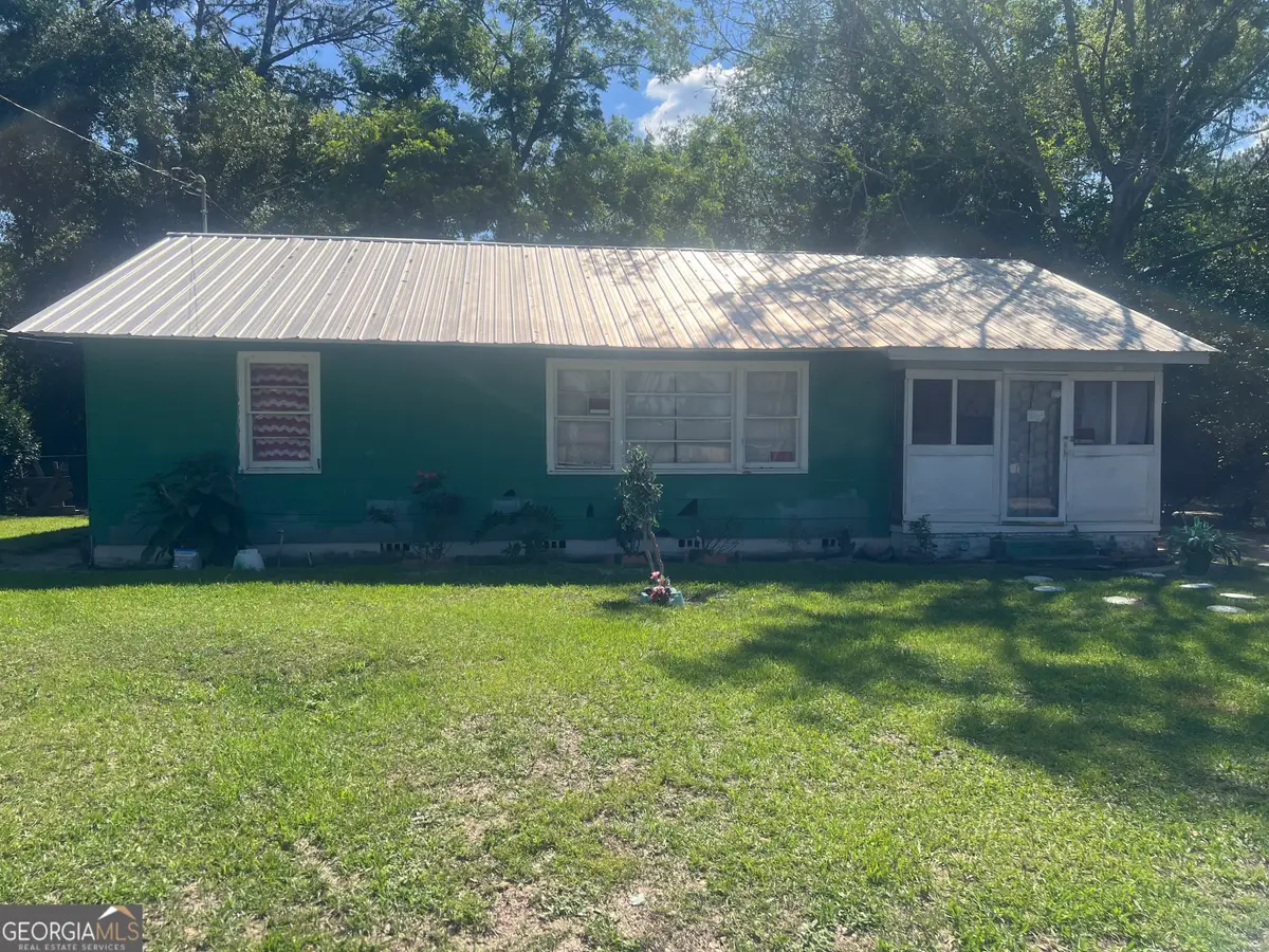 1009 Kitchens Avenue, Douglas, GA 31533 - #1