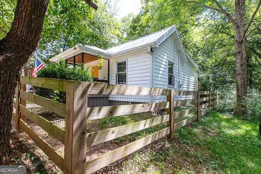 236 N Peter Street, Athens, GA 30601 - #3