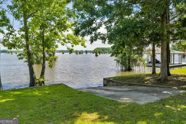 139 W Entrekin Road, Cobb, GA 31735