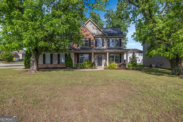 126 Meadows Walk Drive, Byron, GA 31008
