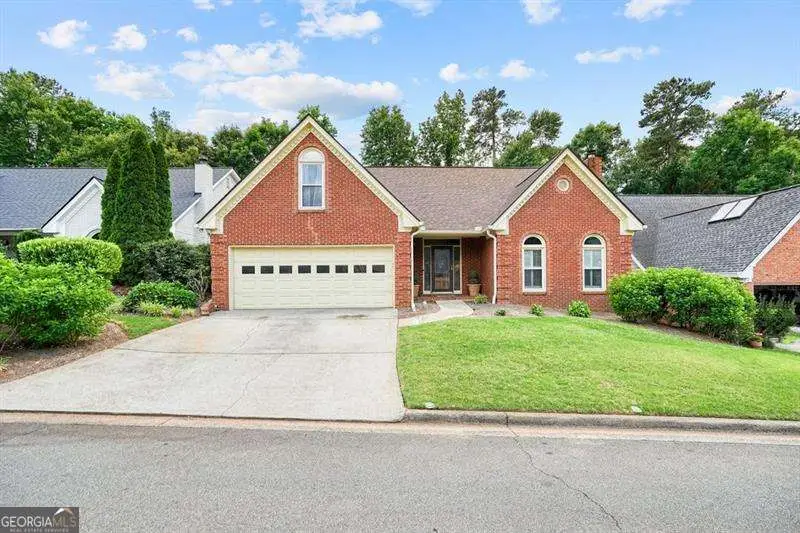 300 Shelli Lane, Roswell, GA 30075 - #1