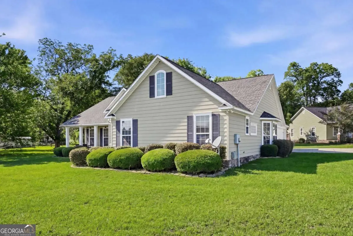 112 Manor Drive, Fitzgerald, GA 31750 - #1