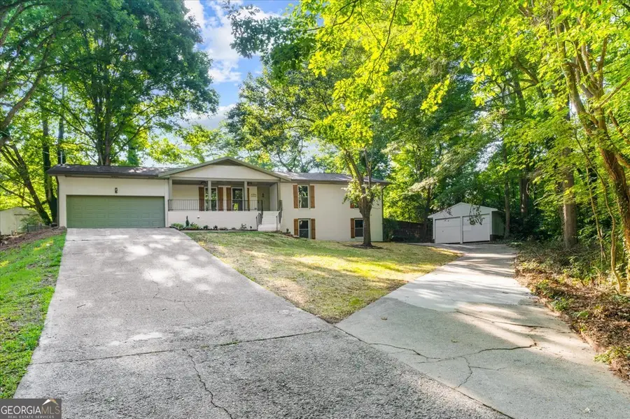 1661 Oak Ridge Circle Sw, Stone Mountain, GA 30087 - #2