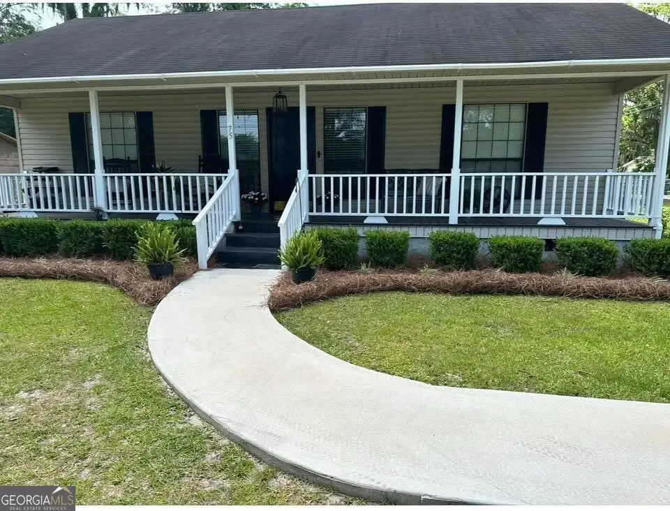 75 W Plant Avenue, Homerville, GA 31634 - #1
