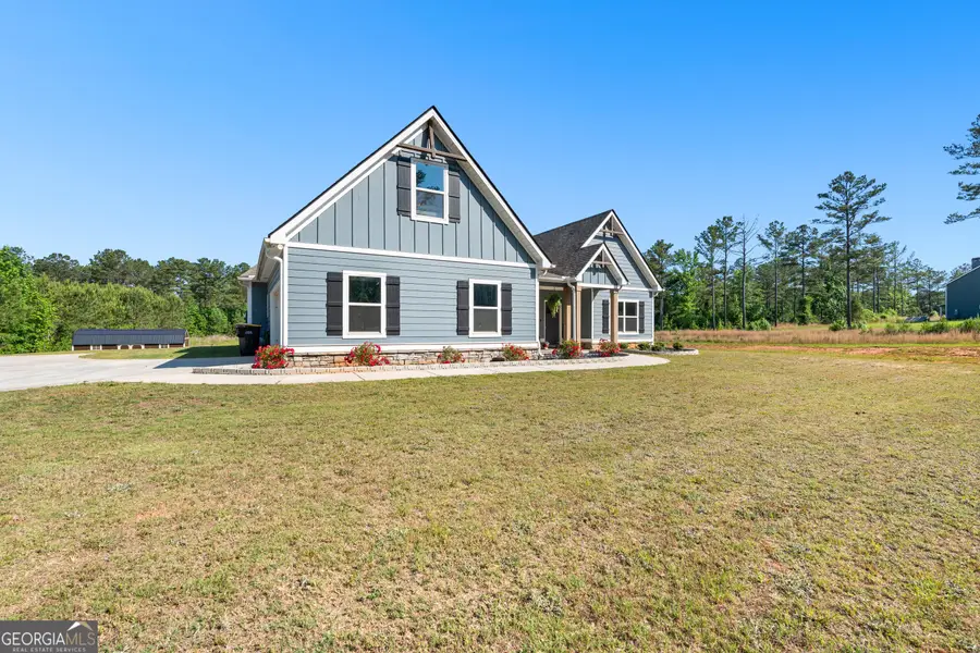 296 Beavers Road, Grantville, GA 30220 - #2