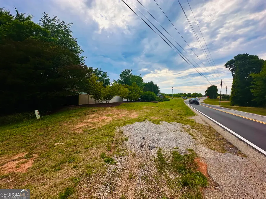 6485 Highway 124 W, Hoschton, GA 30548 - #3
