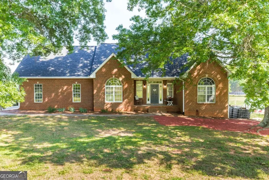75 W Ridgeway Road, Maysville, GA 30558 - #2
