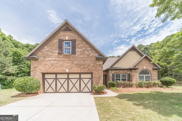 997 Spanish Moss Trail, Loganville, GA 30052