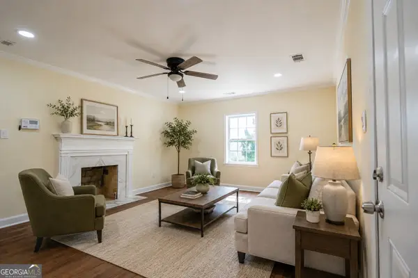 466 Lake Drive, Hapeville, GA 30354