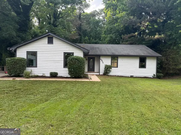 4311 Autumn Lake Drive, Buford, GA 30519