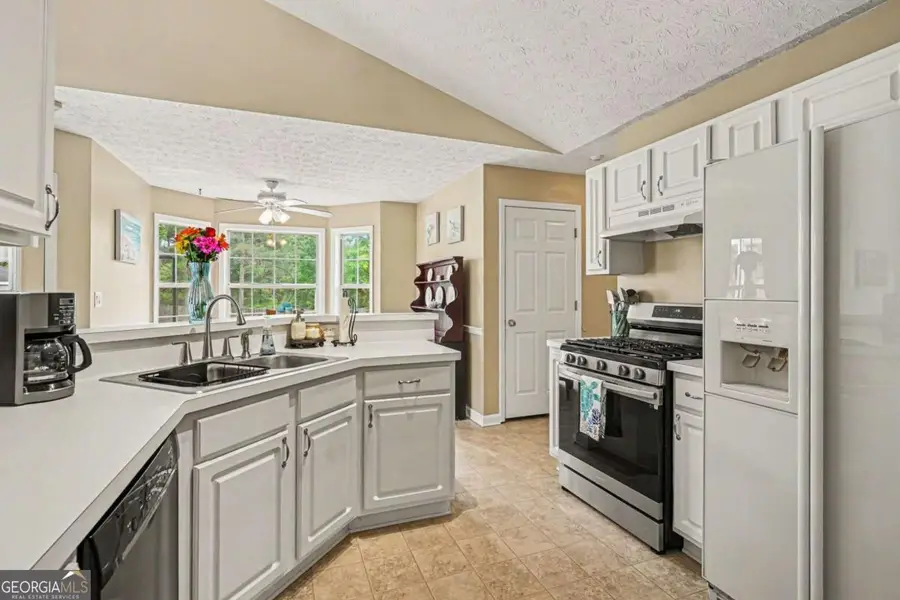 3334 Piney Way, Loganville, GA 30052 - #3