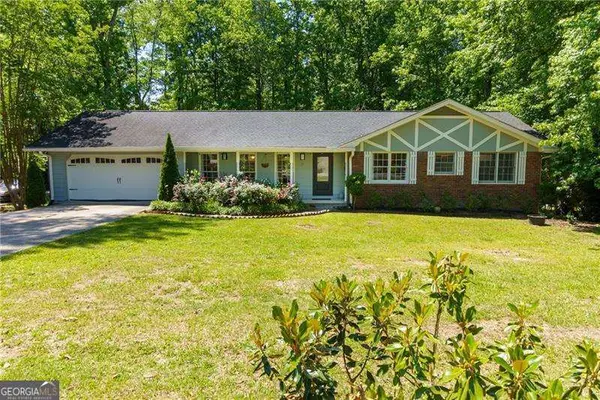 5637 Pinedale Circle, Buford, GA 30518