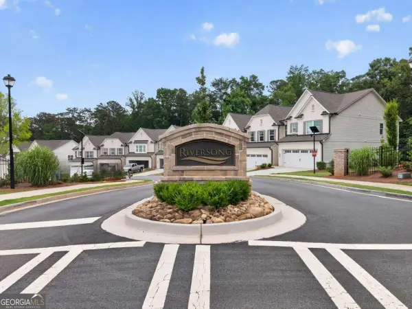 3915 Cavalier Way, Duluth, GA 30097