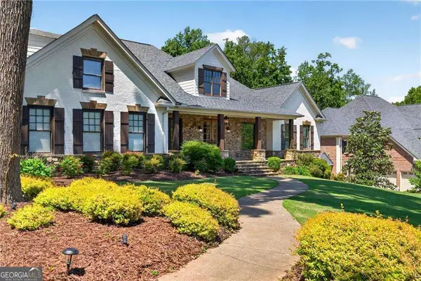 4960 Price Drive, Suwanee, GA 30024