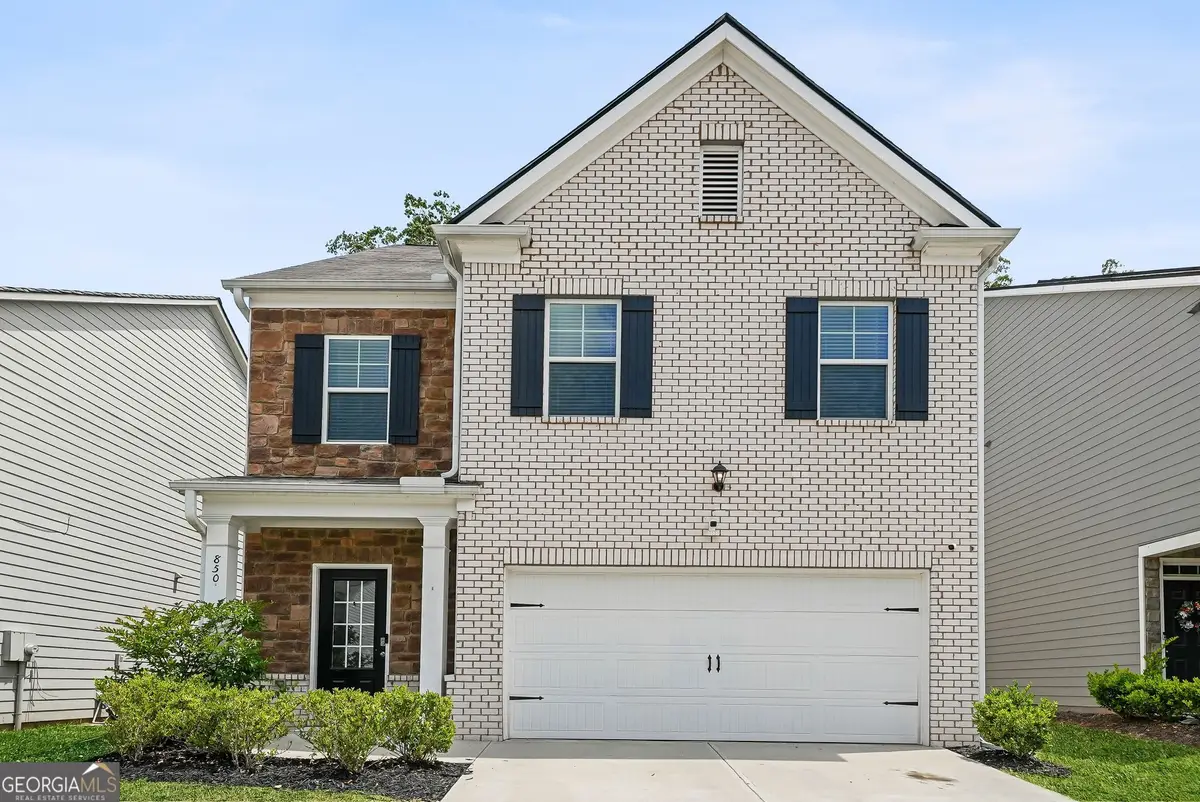 850 Bentley Drive, Fairburn, GA 30213 - #1
