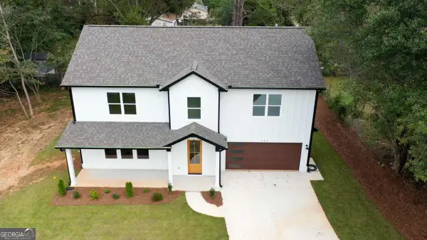 155 Skyland Drive E, Locust Grove, GA 30248