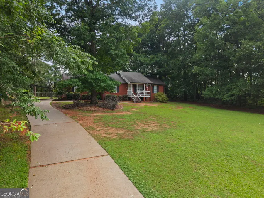 173 Southridge Dr, Locust Grove, GA 30248 - #3