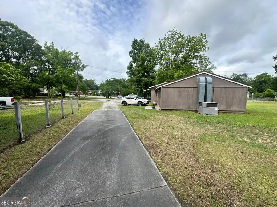 648 Ellington Avenue, Thomson, GA 30824 - #2