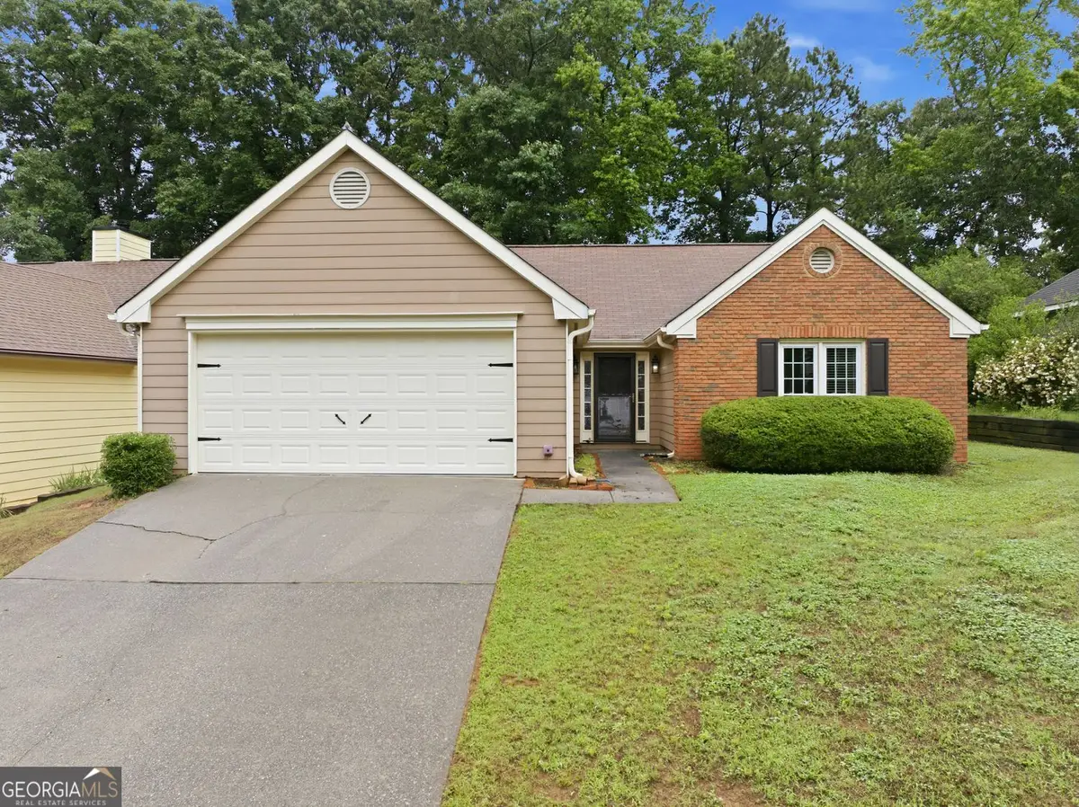 685 Hunters Creek Lane, Lawrenceville, GA 30043 - #1