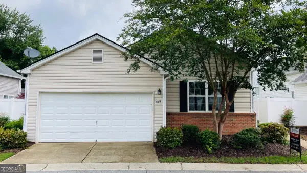 559 W Oaks Drive, Woodstock, GA 30188