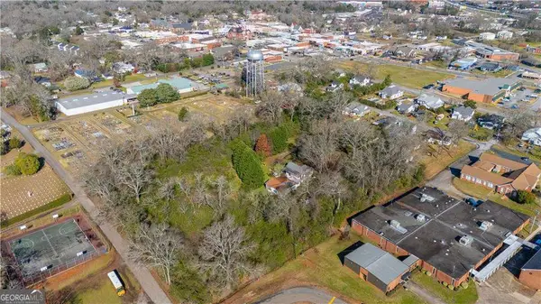 101 E Chambers Street, Forsyth, GA 31029