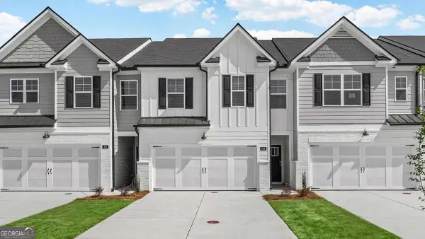 220 Sound Circle, Stockbridge, GA 30281