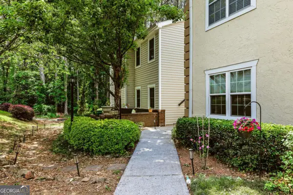 63 Hampshire Court, Avondale Estates, GA 30002