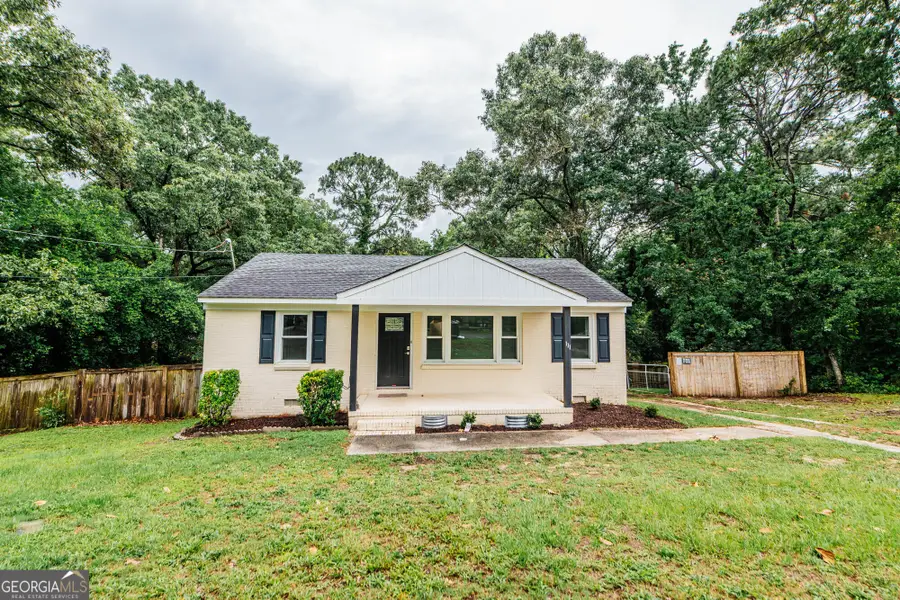 111 Benton Avenue, Warner Robins, GA 31088 - #2