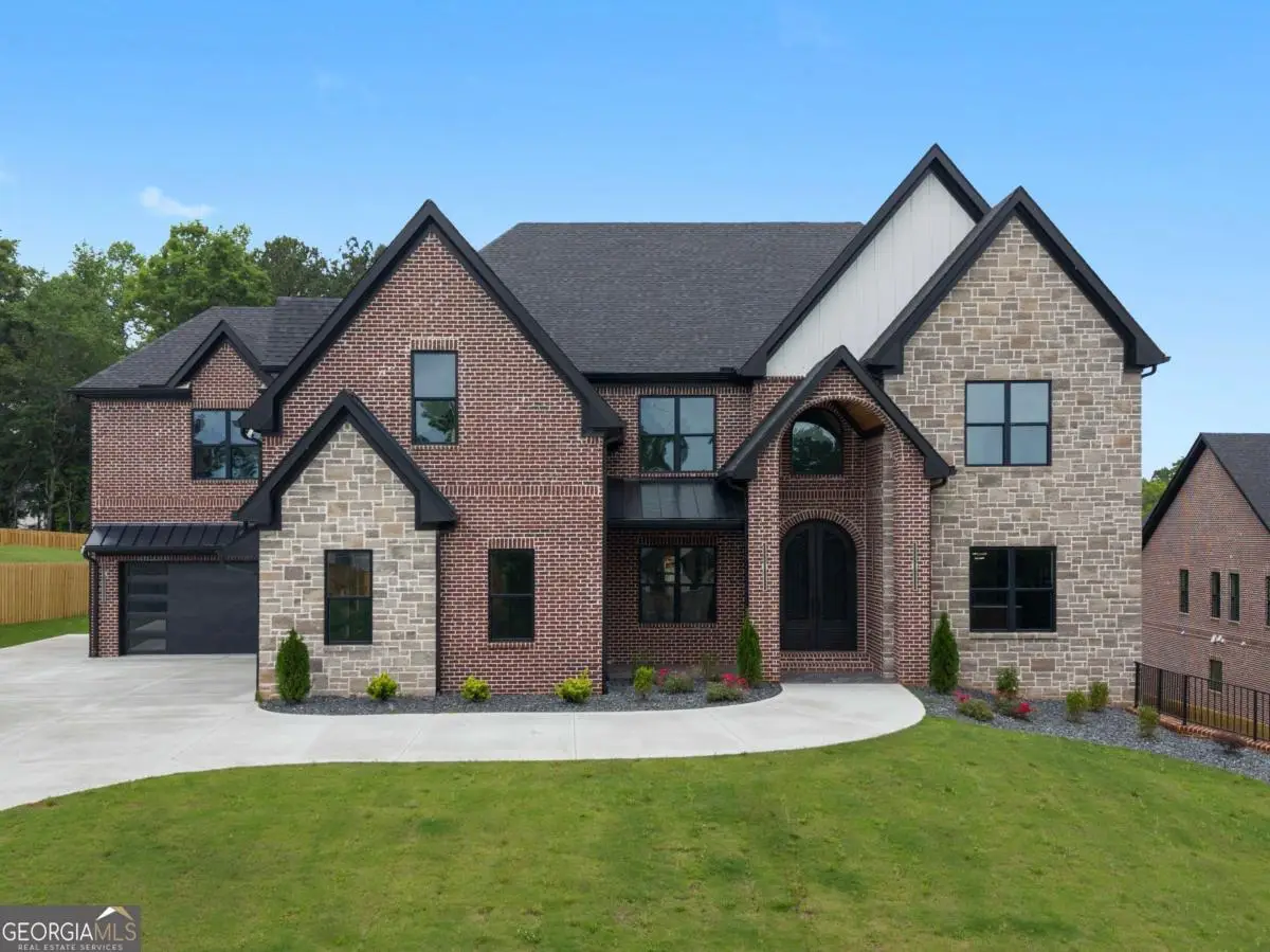 405 Thunder Road, Buford, GA 30518 - #1
