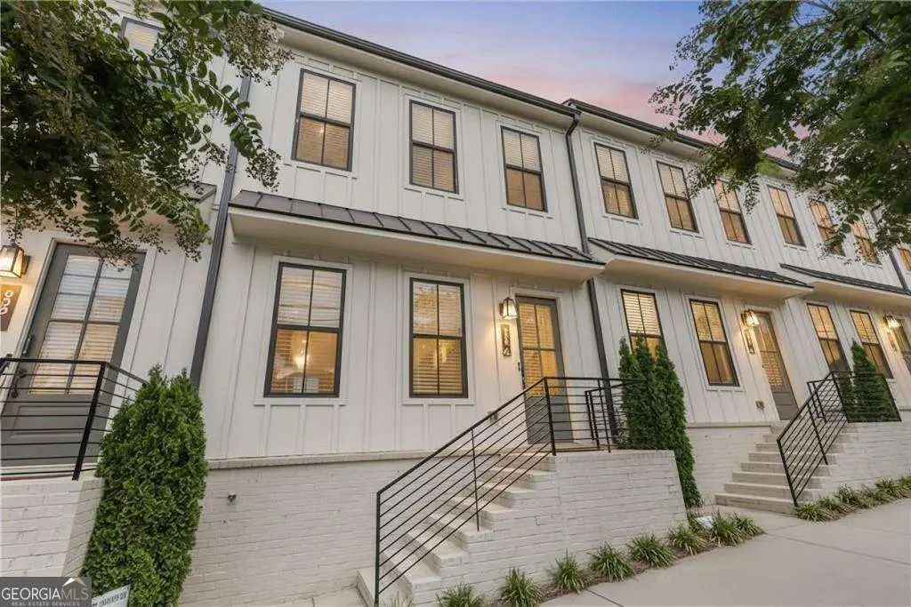 988 Viney Way Nw, Atlanta, GA 30318 - #1