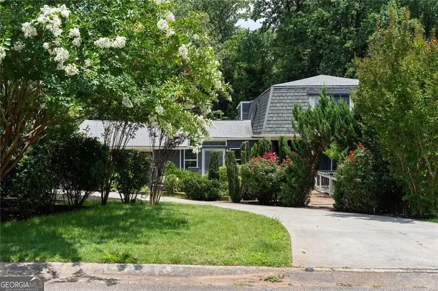 212 Kings Row, Marietta, GA 30067 - #3