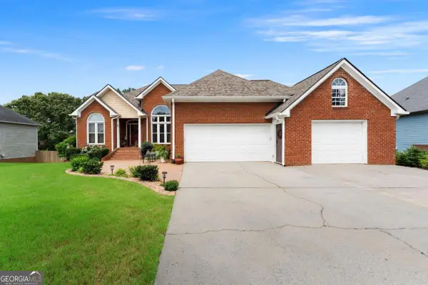 32 Shagbark Drive Sw, Cartersville, GA 30120