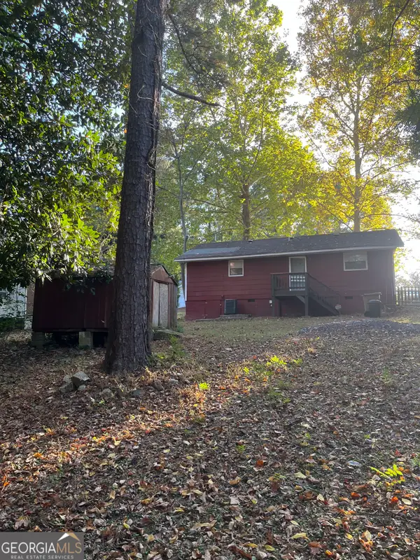 650 Robert E Lee Parkway, Jonesboro, GA 30238