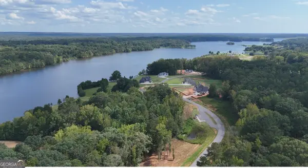 827 Lake Varner Drive, Covington, GA 30014
