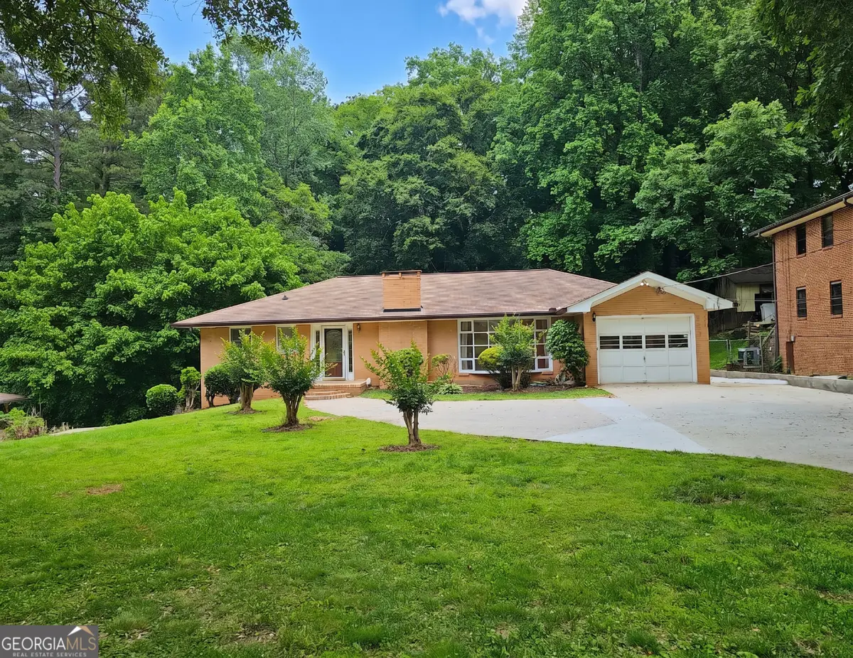 257 Chalmers Drive Nw, Atlanta, GA 30318 - #1