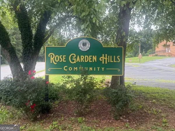 2560 Gordon Circle Se, Smyrna, GA 30080