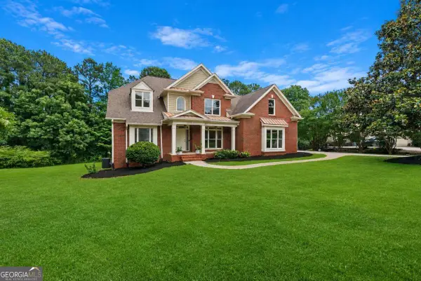 388 Della Walk Court Sw, Lilburn, GA 30047