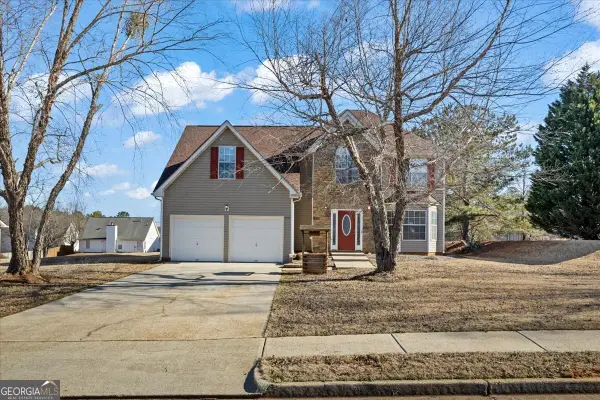 520 Easton Drive, Locust Grove, GA 30248