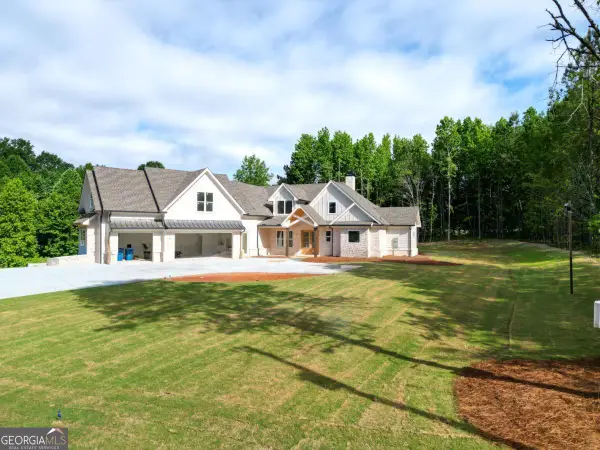 2889 Briscoe Road, Loganville, GA 30052