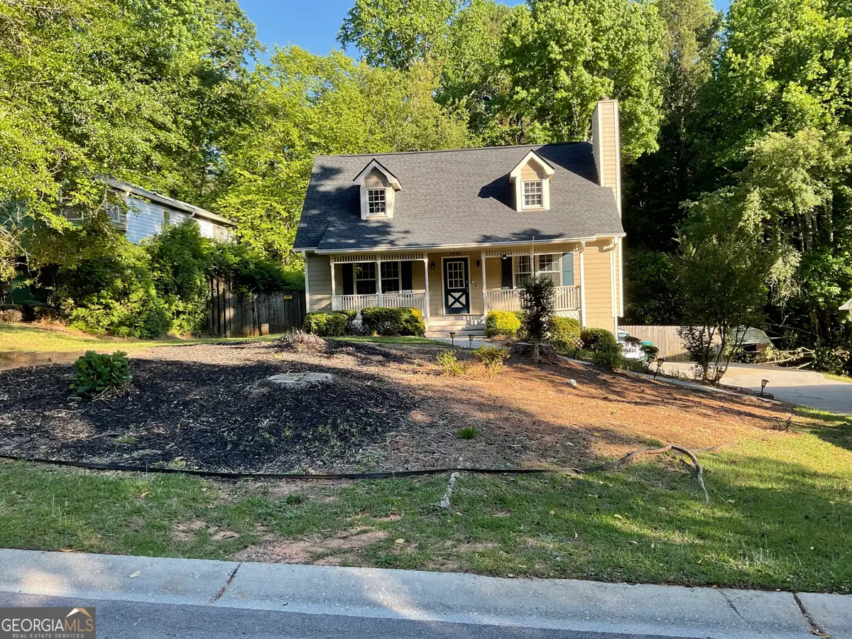 3950 Rocmar Dr, Snellville, GA 30039 - #1